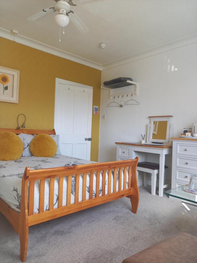 The Kemps Guest House インヴァネス エクステリア 写真